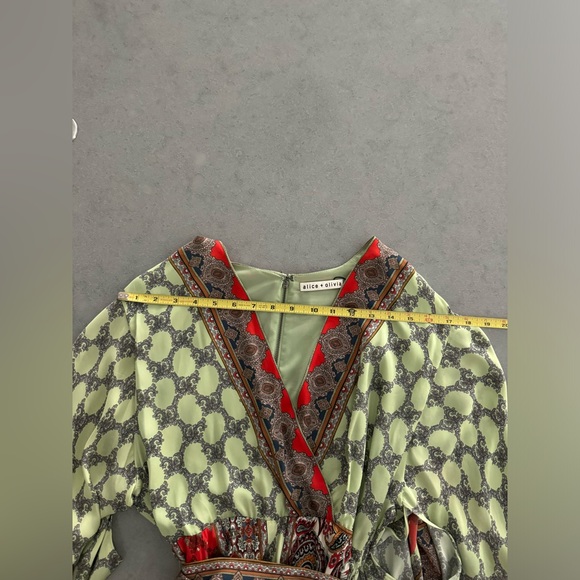 ALICE + OLIVIA Haveri Handkerchief Kimono Mini Dress Tie Sash Belt Size 2 NWT - Picture 8 of 10